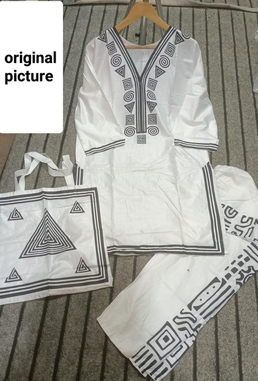 🤍 White Linen Printed Suit – 2 Pc with Handbag 🤍