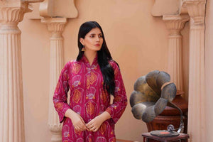 Elevate your winter style with this elegant Maroon Linen Suit!