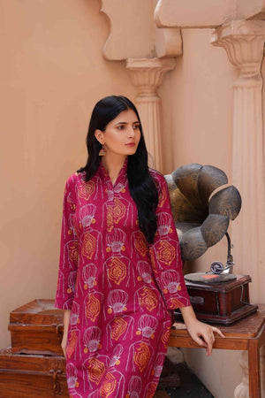 Elevate your winter style with this elegant Maroon Linen Suit!