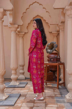Elevate your winter style with this elegant Maroon Linen Suit!